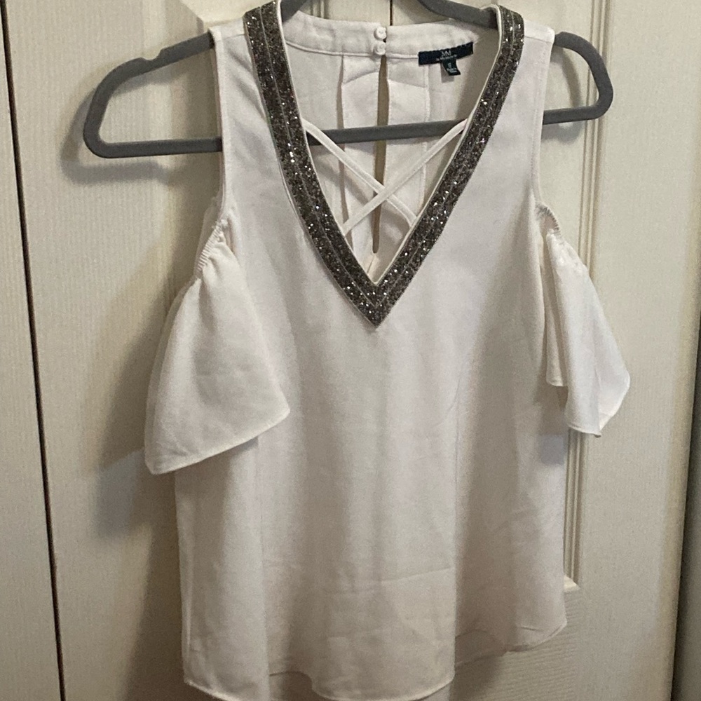 MM by My Michelle White Cold Shoulder Asymmetrical Blouse